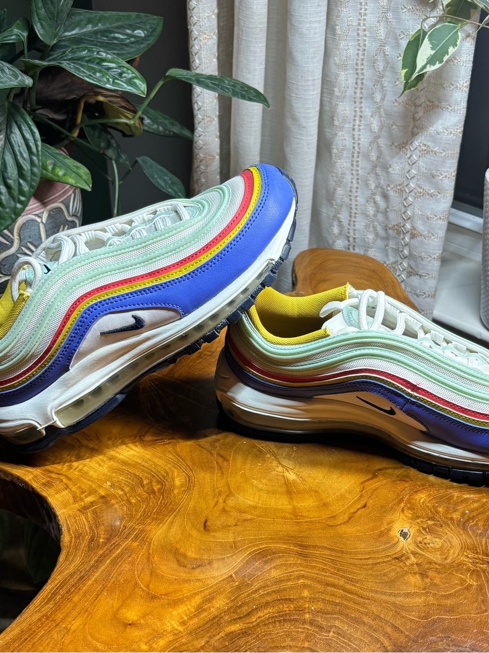 Nike Air Max 97 SE Womens Size 9 Rainbow Multi Color Running Shoes